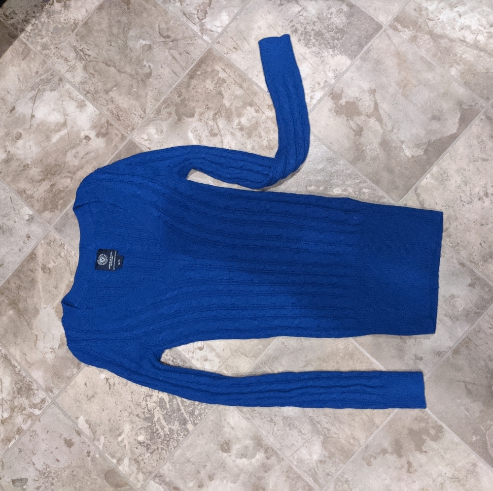 AE sweater